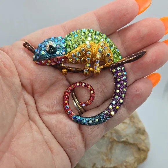 Colorful Chameleon Rhinestone Brooch Large Reptile Lizard Pin Sparkly Statement - Picture 3 of 5